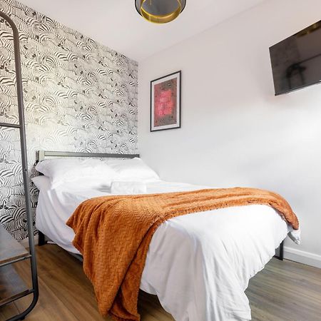Bliss Stay Belfast The Mount Bagian luar foto