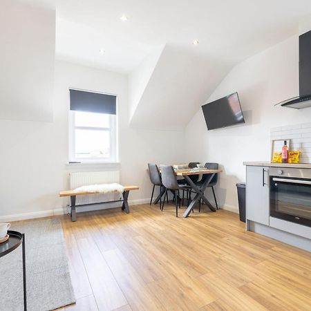 Bliss Stay Belfast The Mount Bagian luar foto