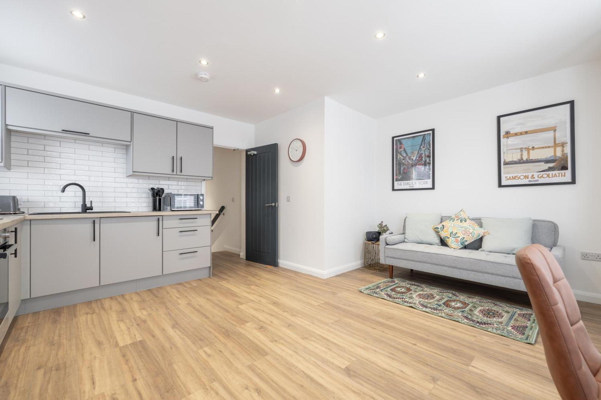 Bliss Stay Belfast The Mount Bagian luar foto