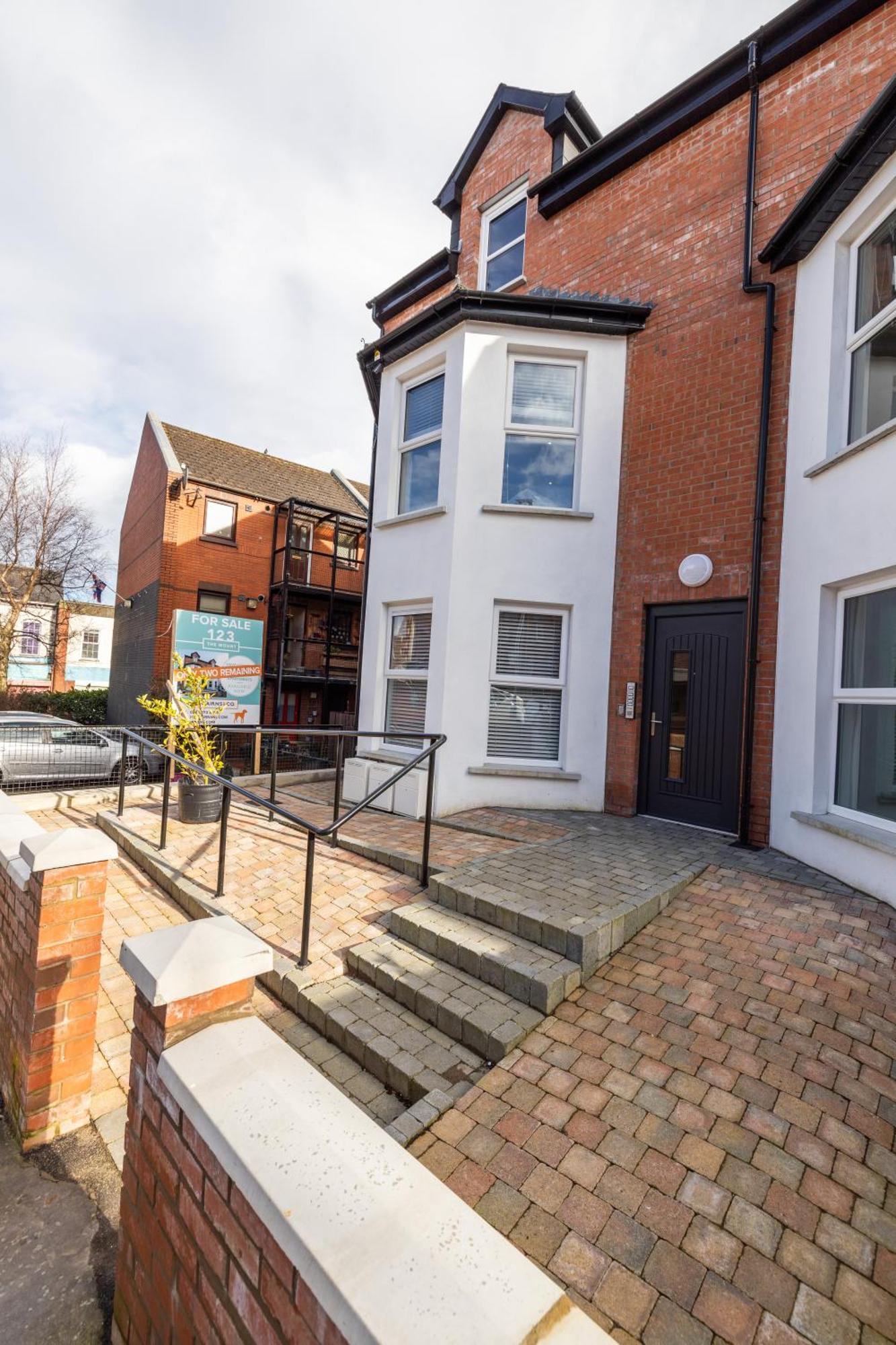 Bliss Stay Belfast The Mount Bagian luar foto